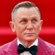 Daniel Craig beismerte, hogy évek óta jár meleg bárokba