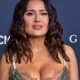 Salma Hayek smink nélkül is gyönyörűen fest (Fotók!)