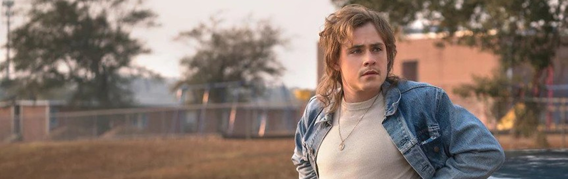 A Stranger Things jóképű sorozatsztárja duci kisfiú volt fiatalon, amit most meg is mutatott (Fotók!) - Dacre Montgomery