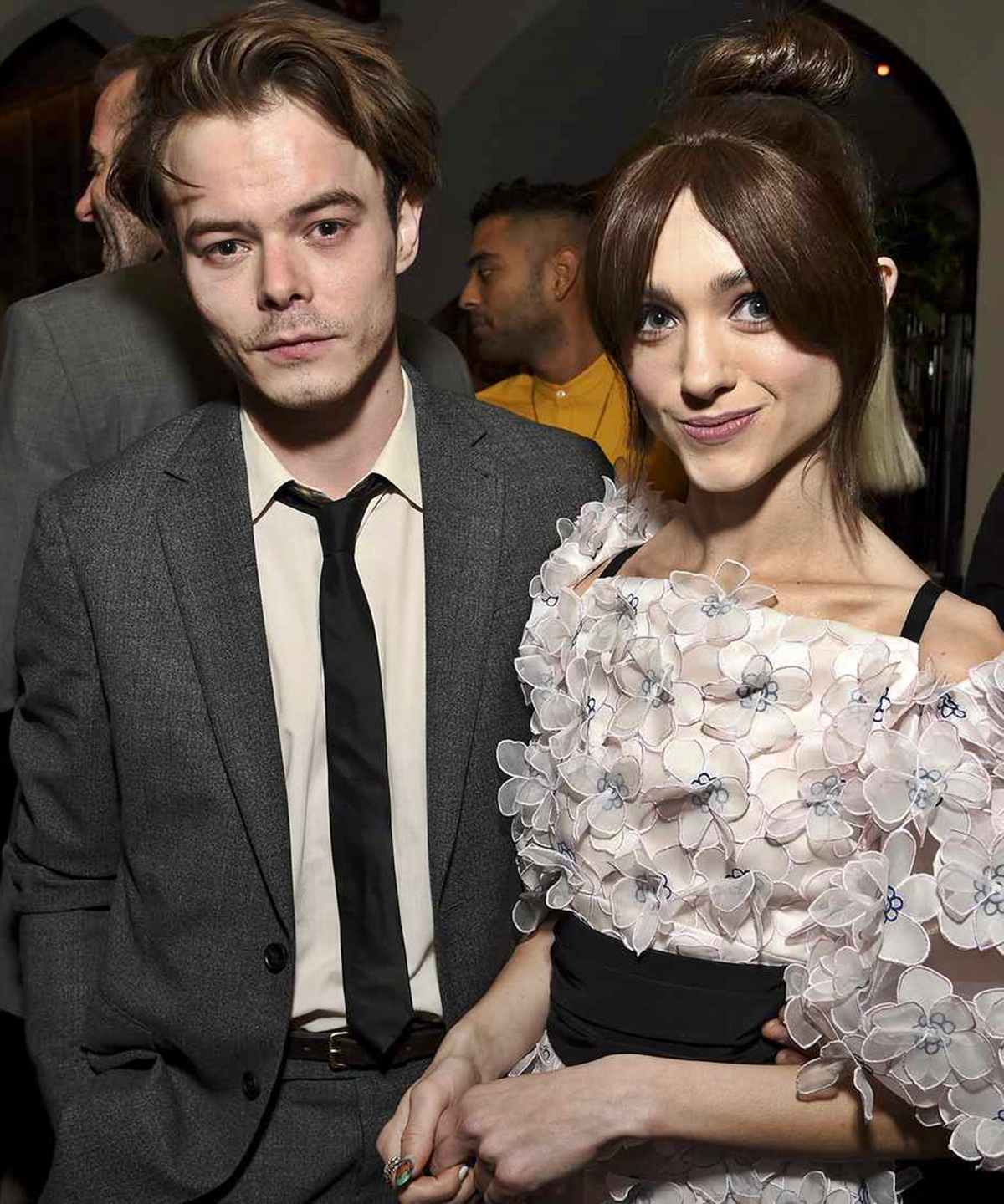 Natalia Dyer és Charlie Heaton