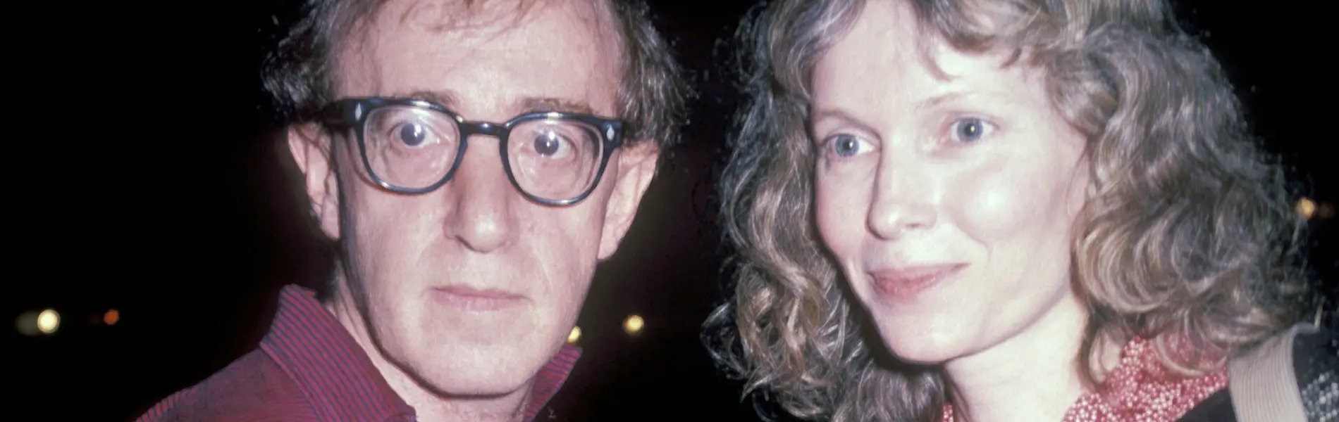 Mia Farrow kitálalt: Woody Allen a nevelt lányukkal csalta a színésznőt