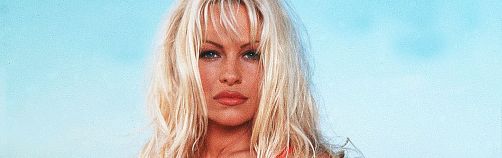 Sokkoló fotók Pamela Anderson-ról – Az egykori dögös színésznő arcát fel sem lehet ismerni