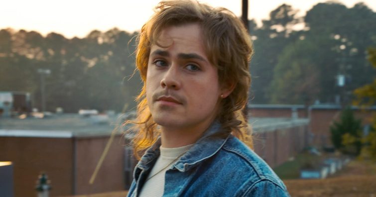 A Stranger Things jóképű sorozatsztárja duci kisfiú volt fiatalon, amit most meg is mutatott (Fotók!) - Dacre Montgomery