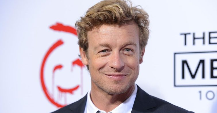 Így néz ki Simon Baker új, fiatalabb barátnője – Közel 30 éves házasságát dobta el érte!