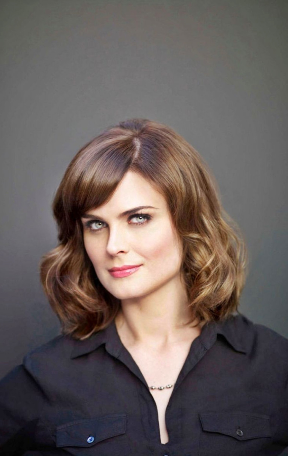 Kizárt, hogy ráismersz! Így néz ki ma a gyönyörű Brennan doktornő a Dr. Csontból - Emily Deschanel