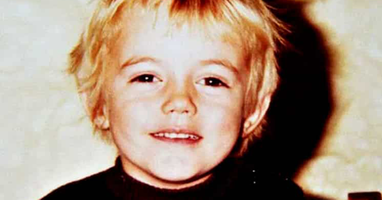 Felismered a képen látható cuki kisfiút? 40 évesen világhírű, felkapott hollywoodi színész - Chris Hemsworth