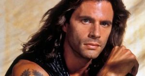 Emlékszel még a Fejvadász szívtiprójára? Így néz ki napjainkban a legendás sztár, Lorenzo Lamas