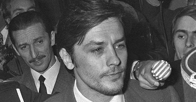 Alain Delon titokzatos kapcsolata a francia alvilággal - A filmsztár, akit gyilkossági ügybe is belekevertek