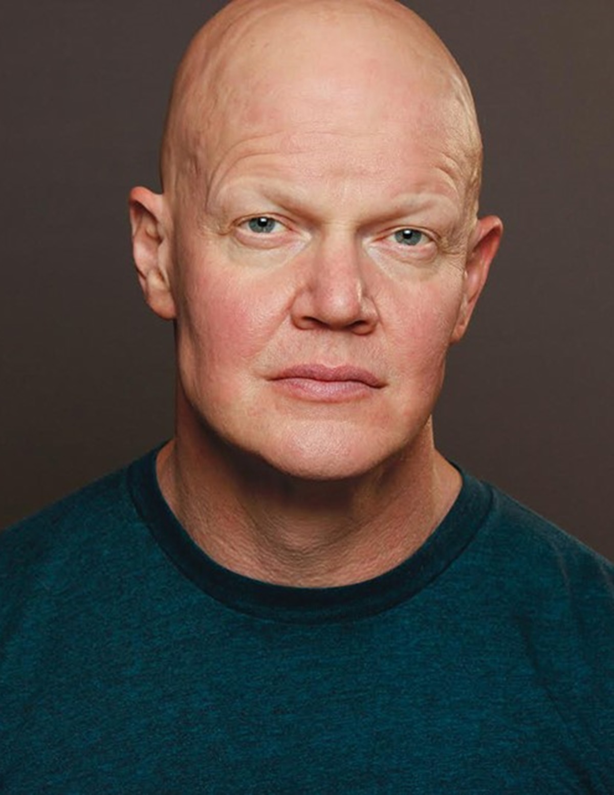 A Mocsárlény csúf és ijesztő lénye a valóságban ILYEN jóképű (Fotók!) - Derek Mears