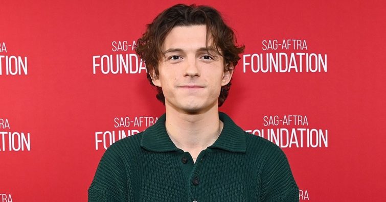 Tom Holland, a Pókember sztárja igazán találó módon ünnepelte meg, hogy már két éve józan