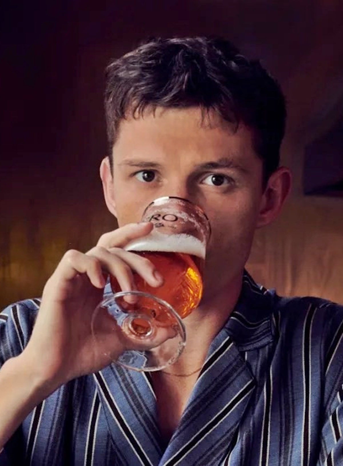 Tom Holland, a Pókember sztárja igazán találó módon ünnepelte meg, hogy már két éve józan