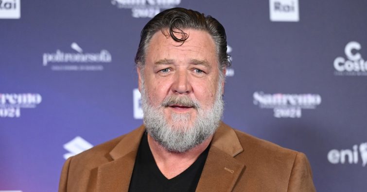 Russell Crowe barátnője igazi szőke bombázó – A legendás színész párja 27 évvel fiatalabb nála - Britney Theriot