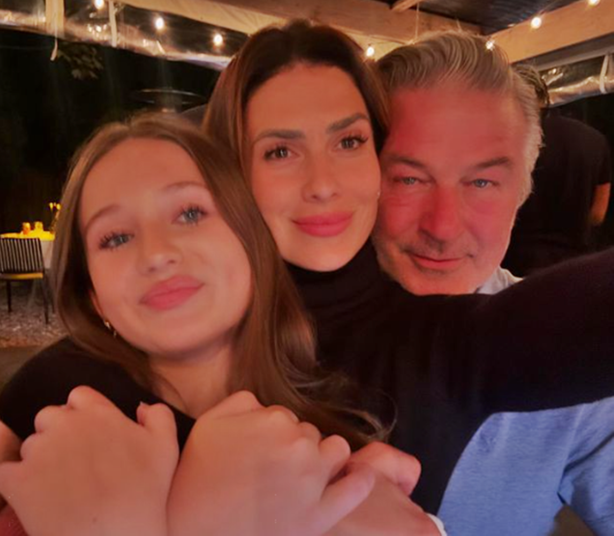 Botrány! Alec Baldwin megmutatta 11 éves lányát, akinek a megjelenése mindenkit kiakasztott