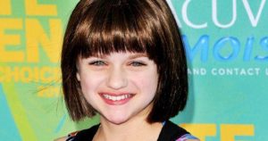 A képen látható híres kislány ma már 25 éves – A friss fotóin mindenkit ámulatba ejt! - Joey King