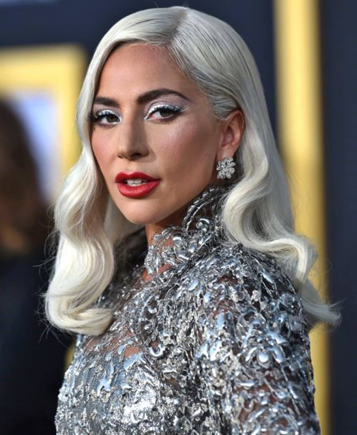 A képeken, smink nélkül látható nő egy igazi világsztár - Rájössz, hogy ki ő valójában? - Lady Gaga smink nélkül