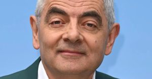 Rowan Atkinson 24 éves házasságának vetett véget egy 26 évvel fiatalabb nőért - Mutatjuk, hogy ki ő!