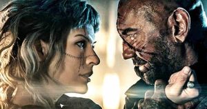 Megérkezett Milla Jovovich és Dave Bautista új posztapokaliptikus filmjének a magyar nyelvű előzetese!