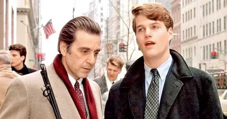 Emlékeztek az Egy asszony illatából a jóképű Charlie-ra? Ilyen sármos a színész napjainkban - Al Pacino és Chris O'Donnell